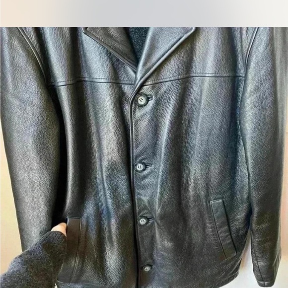 Men's Black Leather Jacket - Picture 3 of 8